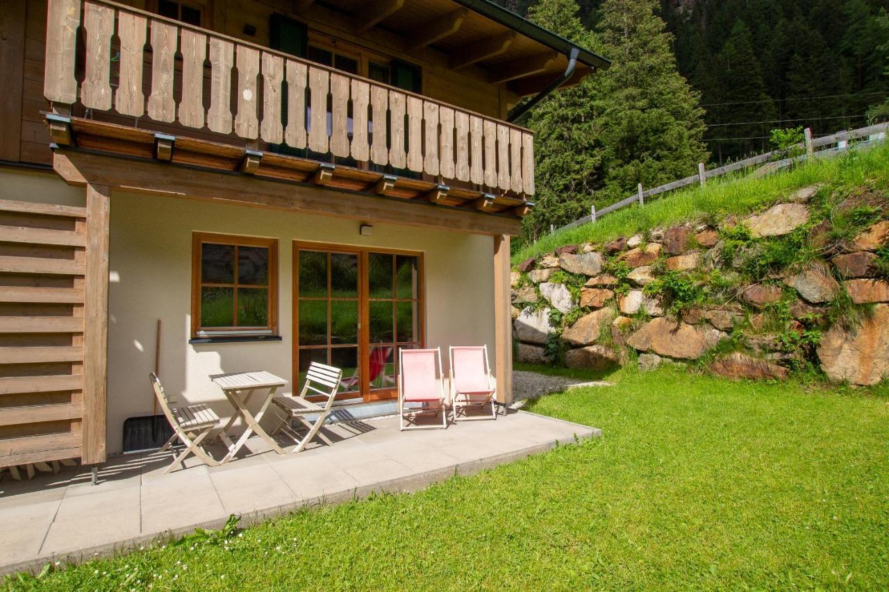 Tauerndorf Enzingerboden Ski In&Out - Steinbock Lodges Exteriör bild
