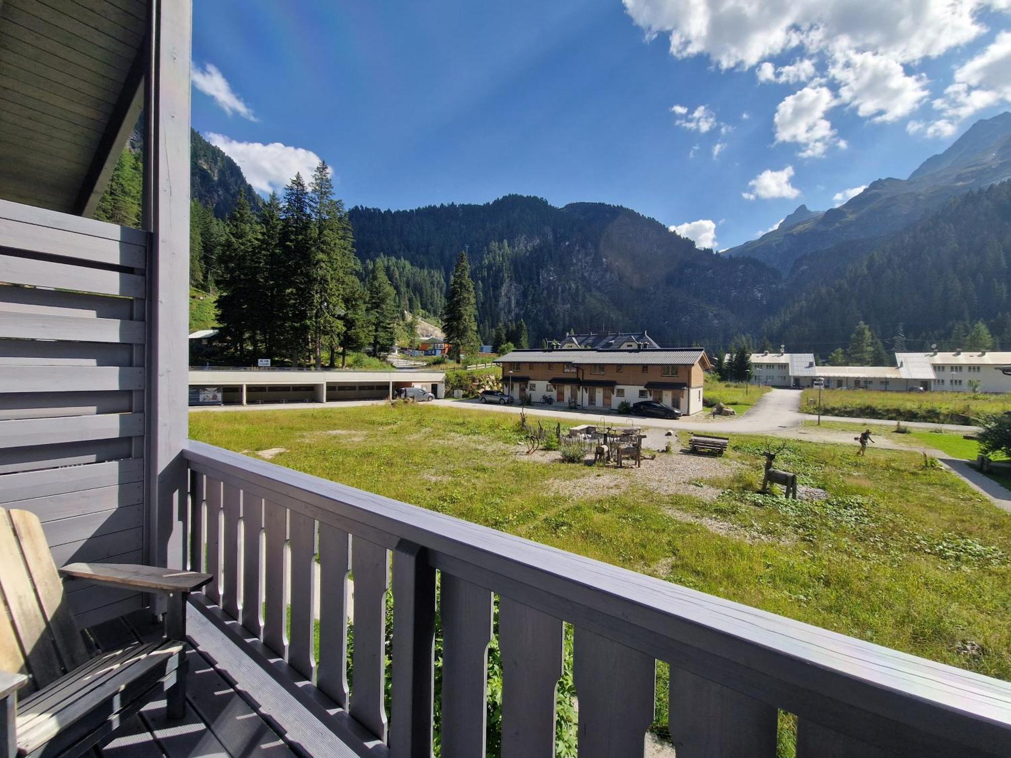 Tauerndorf Enzingerboden Ski In&Out - Steinbock Lodges Exteriör bild