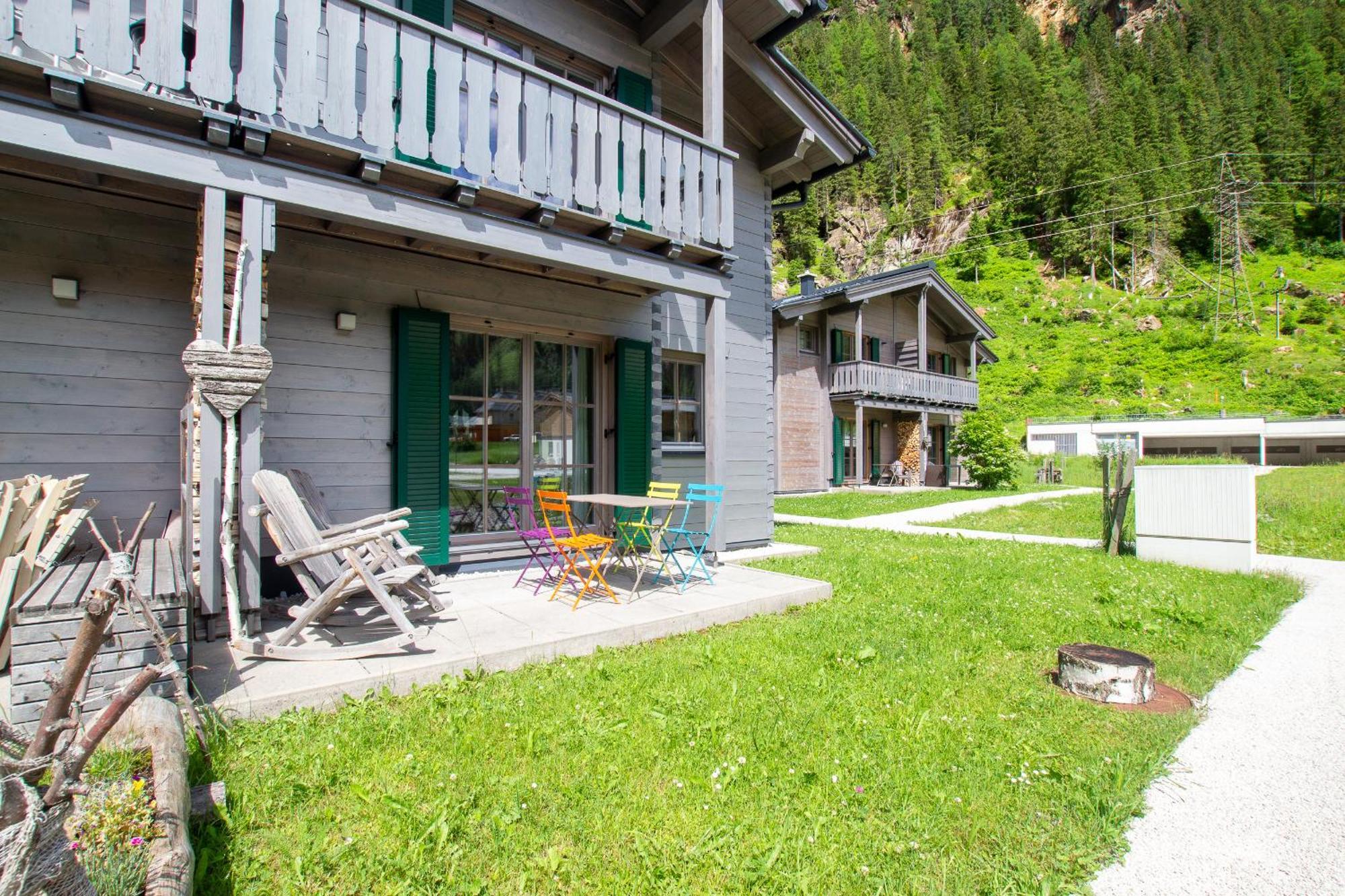 Tauerndorf Enzingerboden Ski In&Out - Steinbock Lodges Exteriör bild