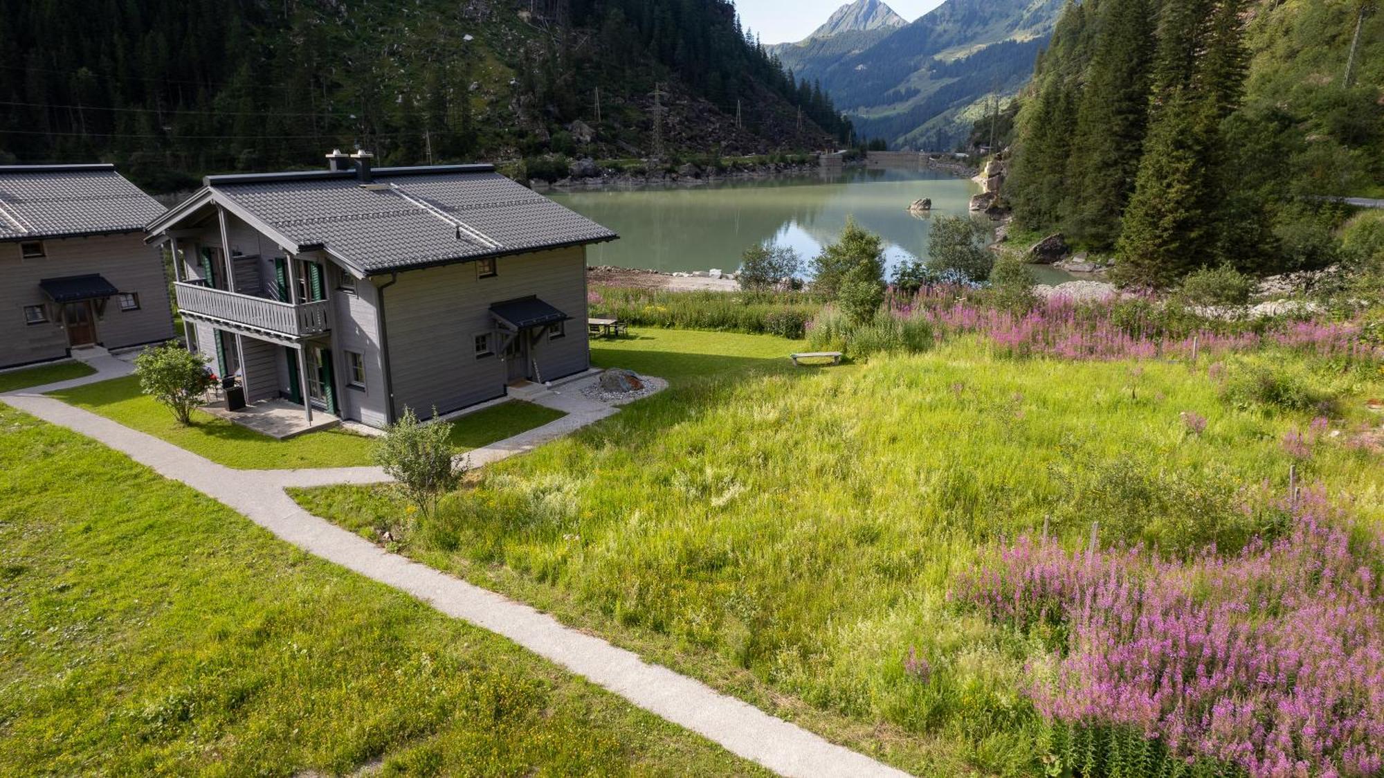 Tauerndorf Enzingerboden Ski In&Out - Steinbock Lodges Exteriör bild
