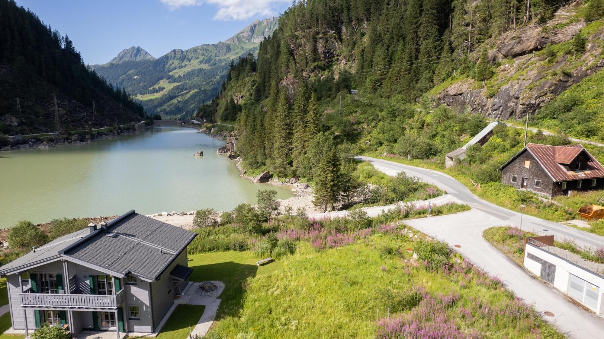 Tauerndorf Enzingerboden Ski In&Out - Steinbock Lodges Exteriör bild